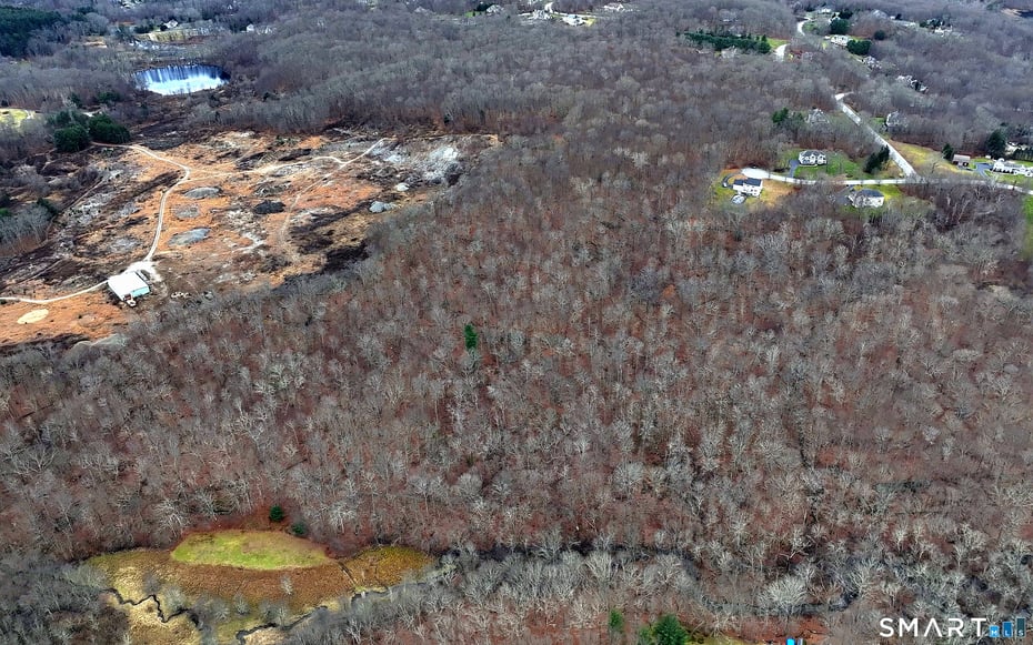 275 Hammertown Road Photo 11