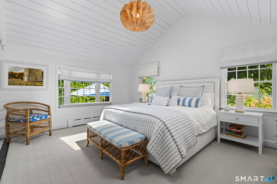 13 Pond Street Photo 15