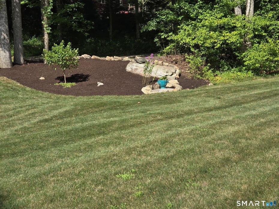 167 Round Hill Road Photo 5