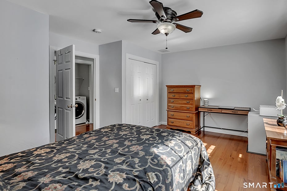 14 Hannah Way Photo 19