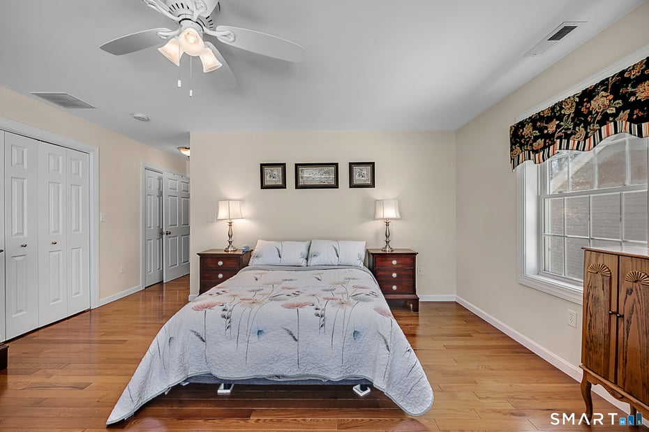 14 Hannah Way Photo 20