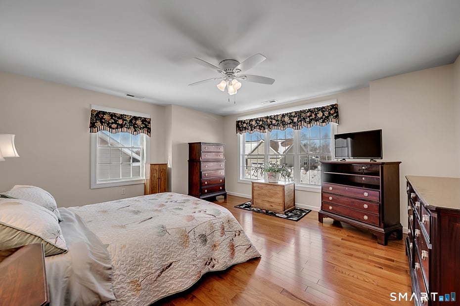 14 Hannah Way Photo 22