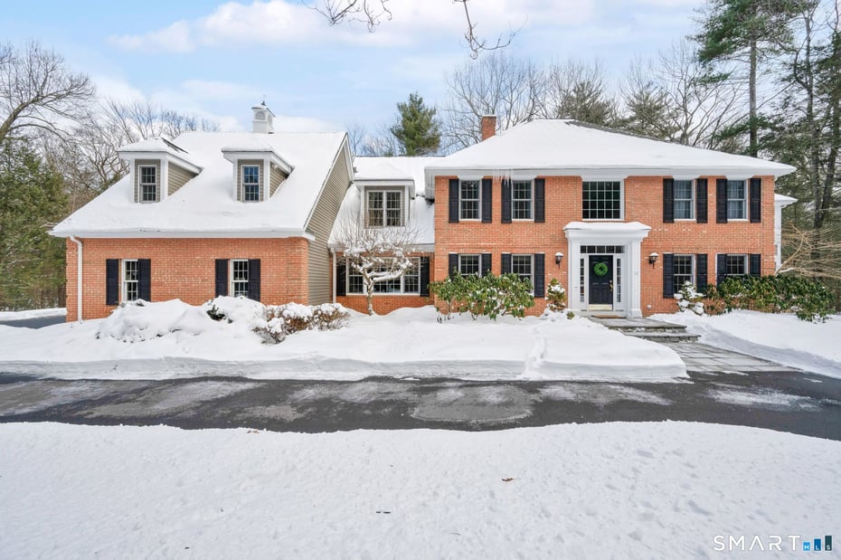 12 The Glade Photo 2