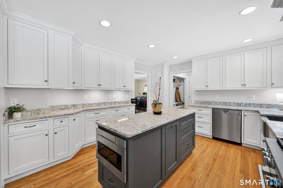 12 The Glade Photo 10