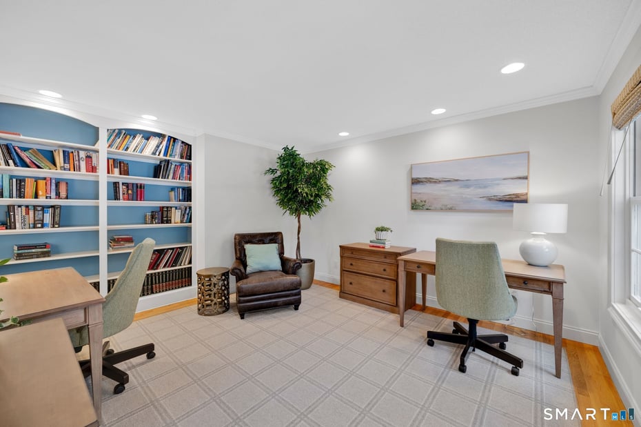 12 The Glade Photo 19