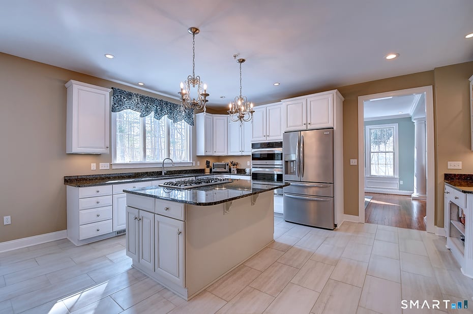 1211 Neipsic Road Photo 12