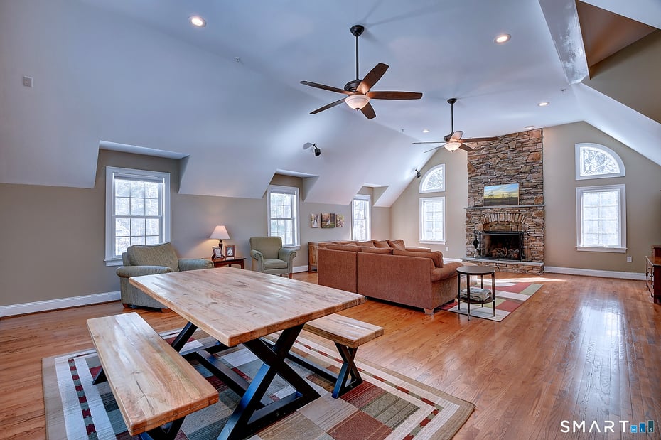 1211 Neipsic Road Photo 15