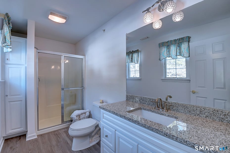 1211 Neipsic Road Photo 25