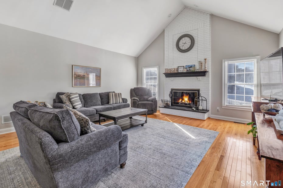 55 Old Dairy Lane Photo 13