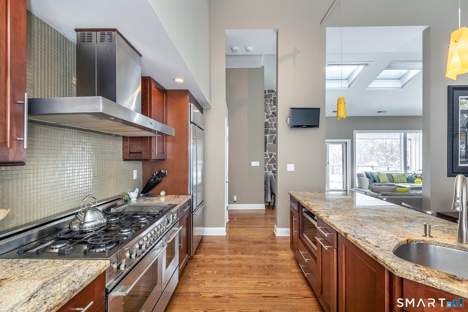 16 Sunset Drive Photo 6