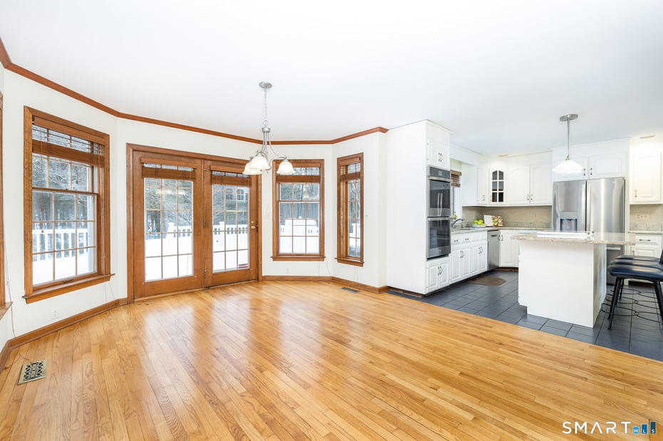 9 Hemlock Drive Photo 7