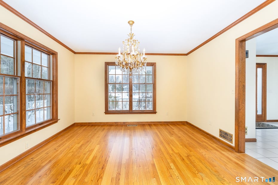 9 Hemlock Drive Photo 12