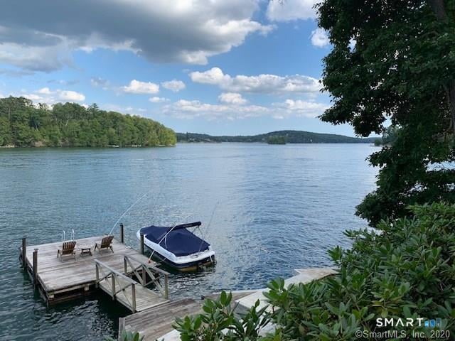 49 Lake Drive South Photo 3