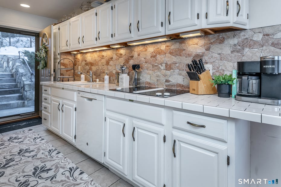 49 Lake Drive South Photo 16