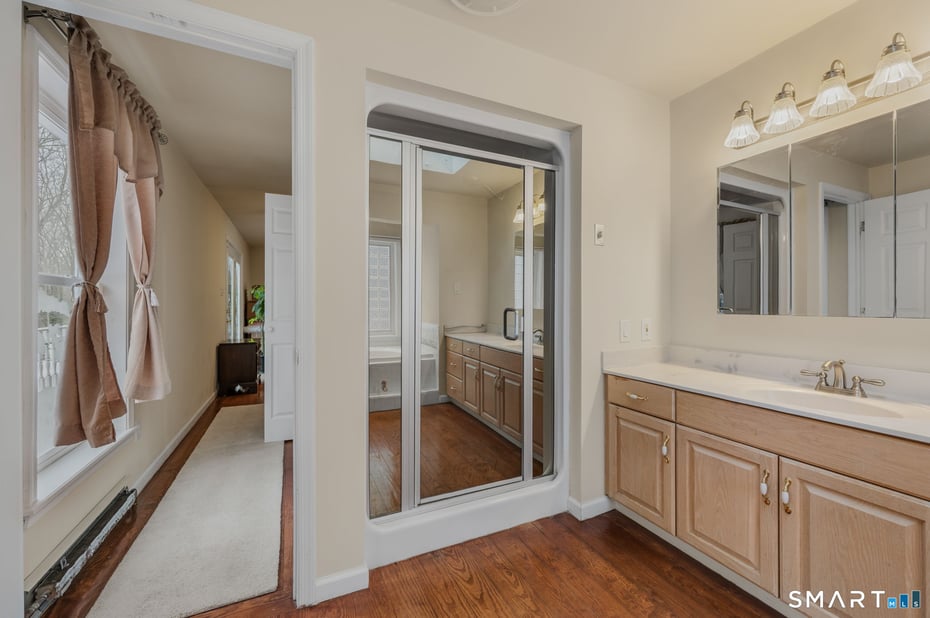 16 Greystone Drive Photo 11