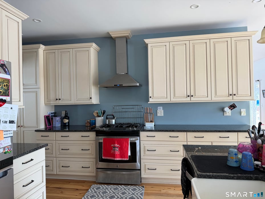 4 Hard Hill Road South Photo 5