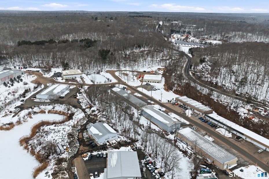 900 Industrial Park Road Photo 11