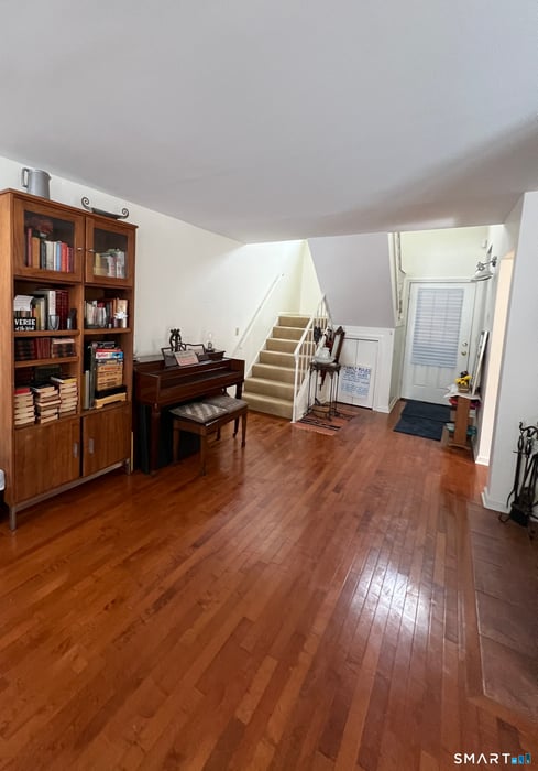 394 Trailsend Drive Photo 3