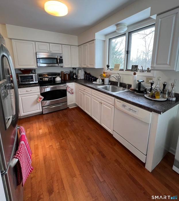 394 Trailsend Drive Photo 9