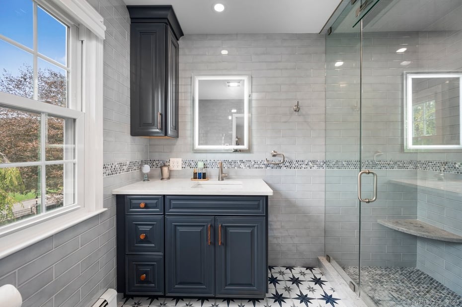 14 Winthrop Road Photo 25