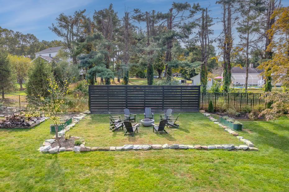 14 Winthrop Road Photo 31