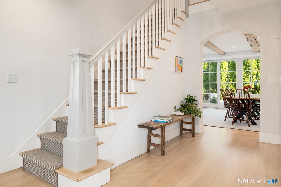 16 Juniper Road Photo 9