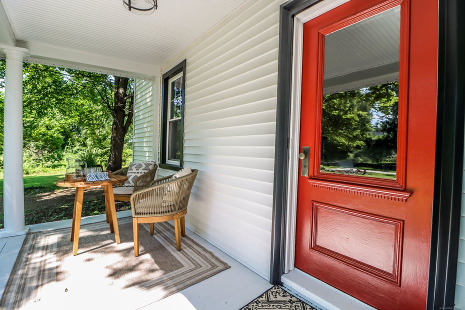 27 Obtuse Road South Photo 2