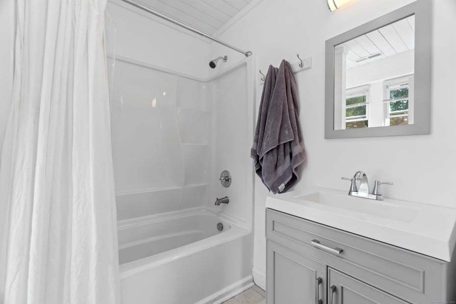 165 Plant Street Photo 22