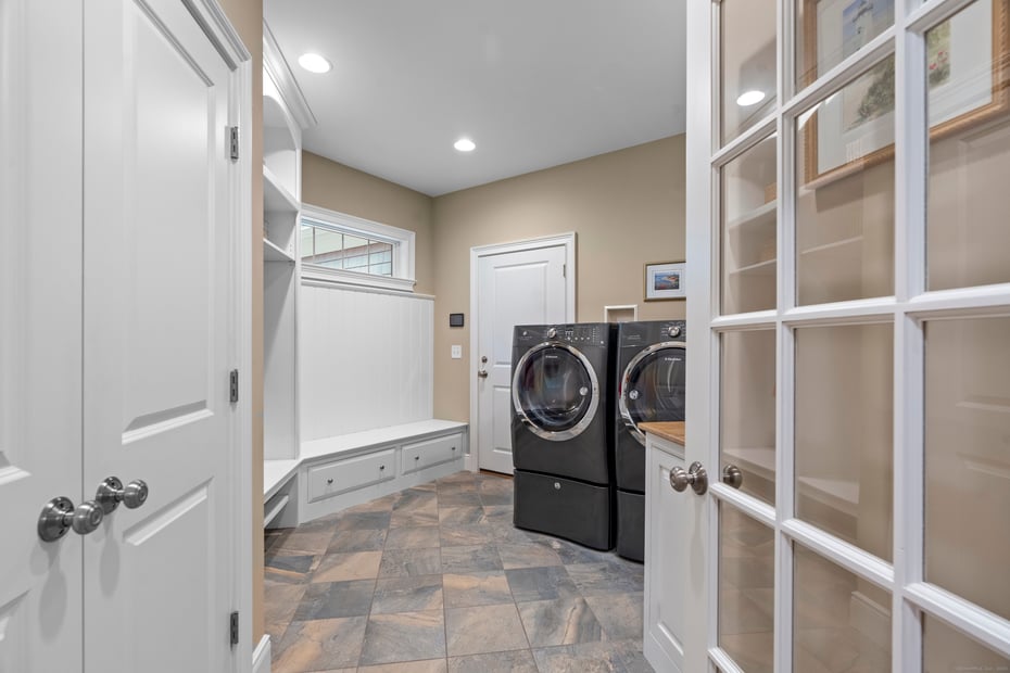 301 Fox Hopyard Road Photo 26