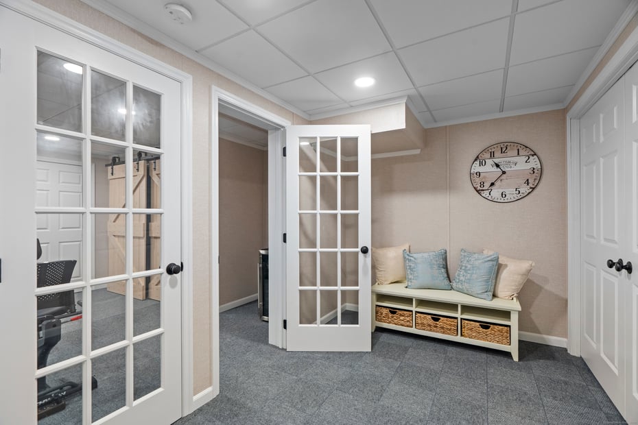 301 Fox Hopyard Road Photo 38