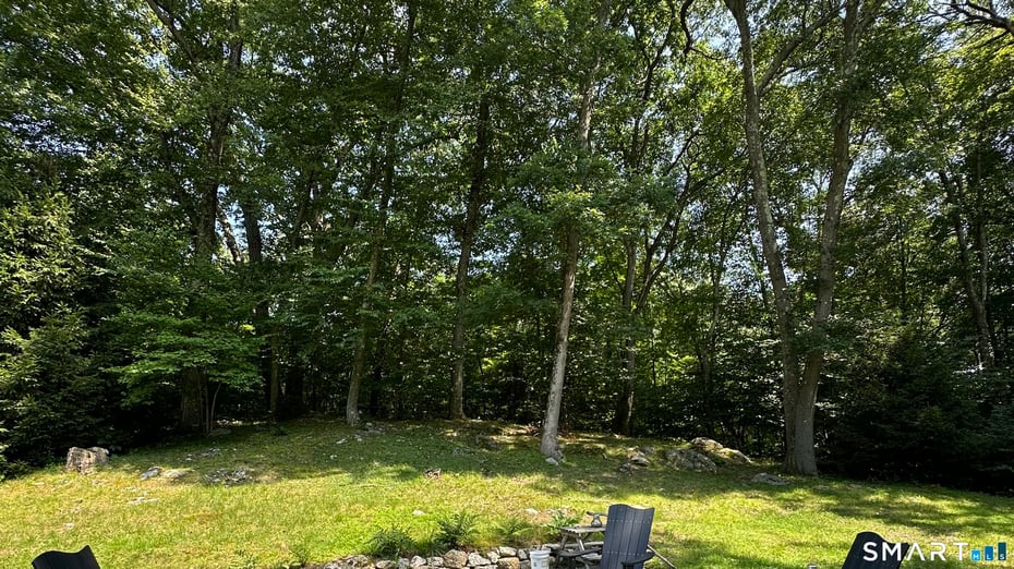 11 Orchard Hill Road Photo 3