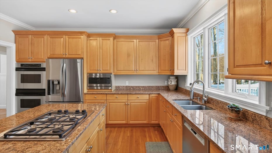 7 School House Lane Photo 18