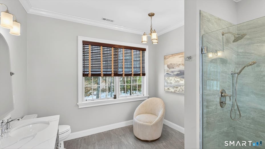 7 School House Lane Photo 26