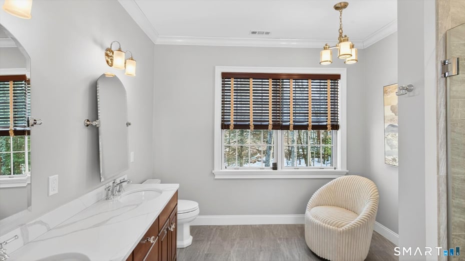 7 School House Lane Photo 27