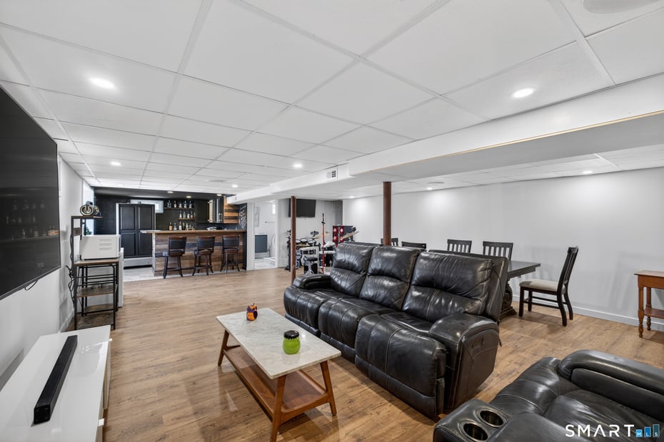 16 Cornwall Road Photo 11