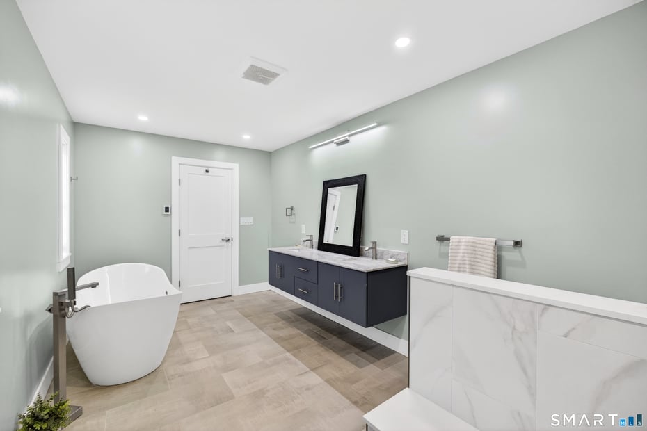 16 Cornwall Road Photo 15