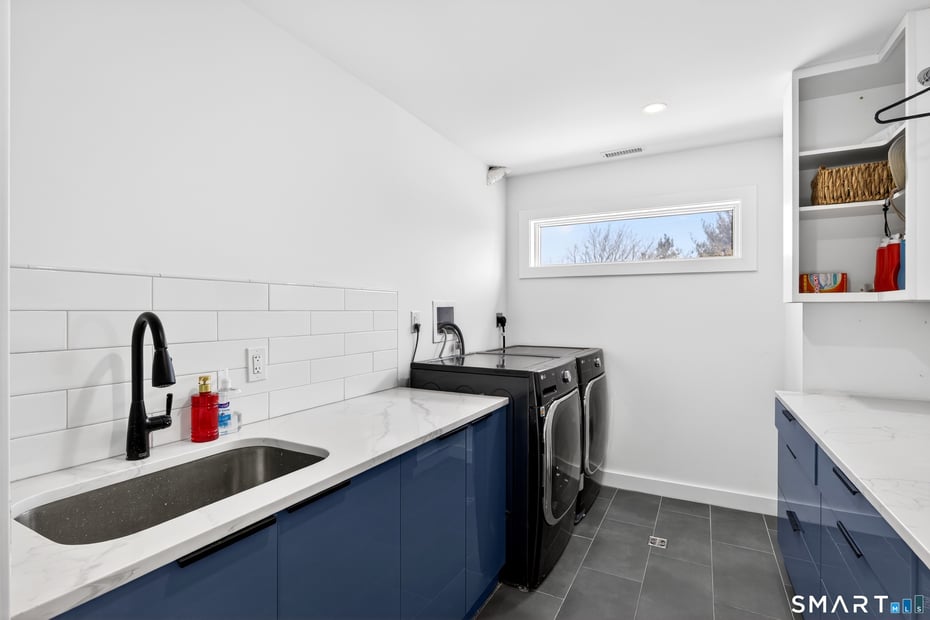 16 Cornwall Road Photo 19