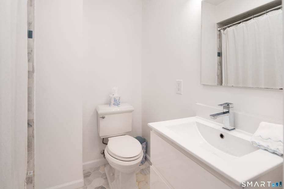 22 Auldwood Road Photo 14