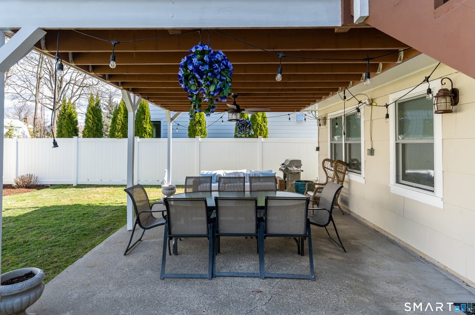 22 Auldwood Road Photo 31