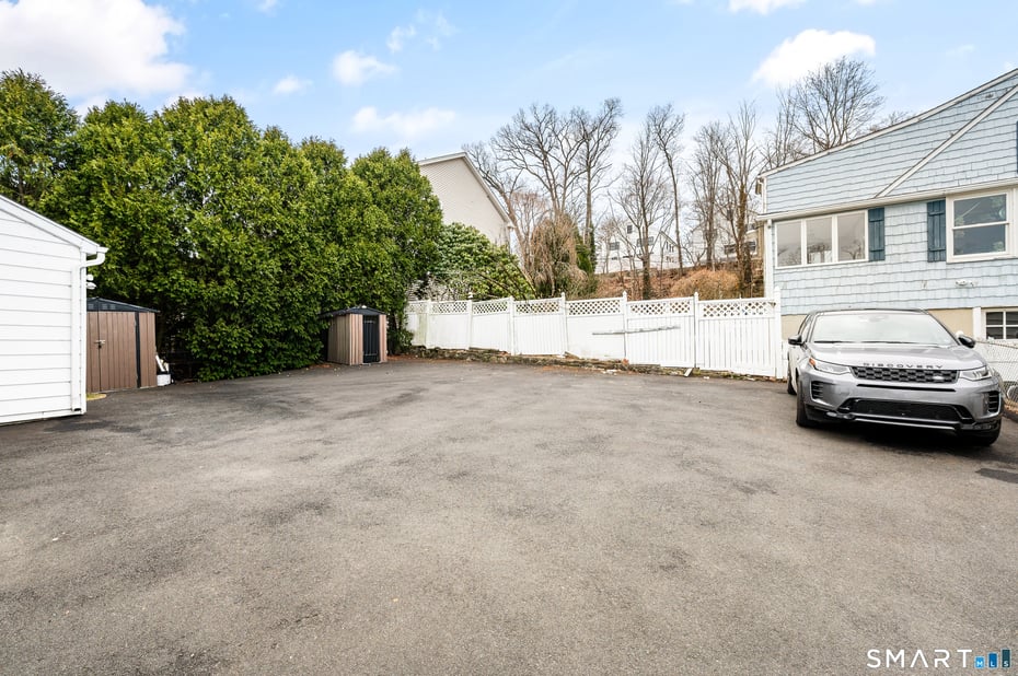 760 Hope Street Photo 5