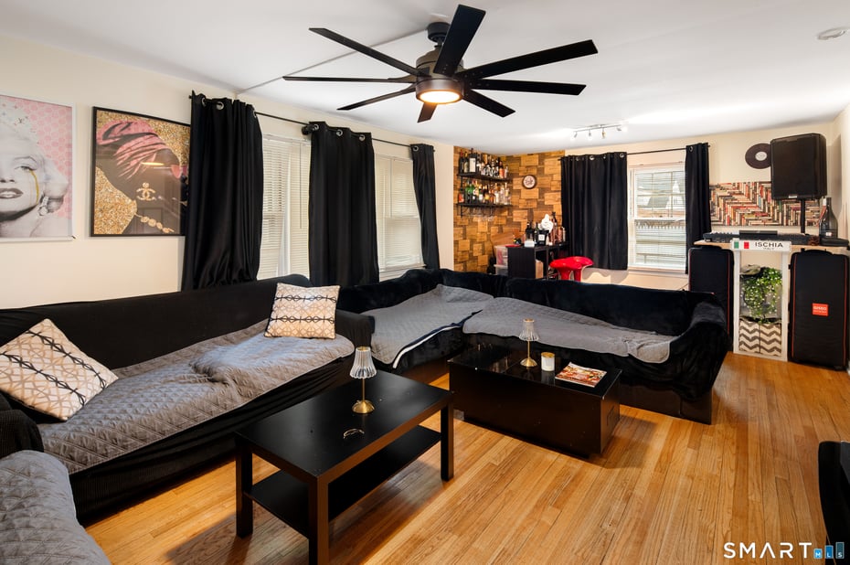 760 Hope Street Photo 26