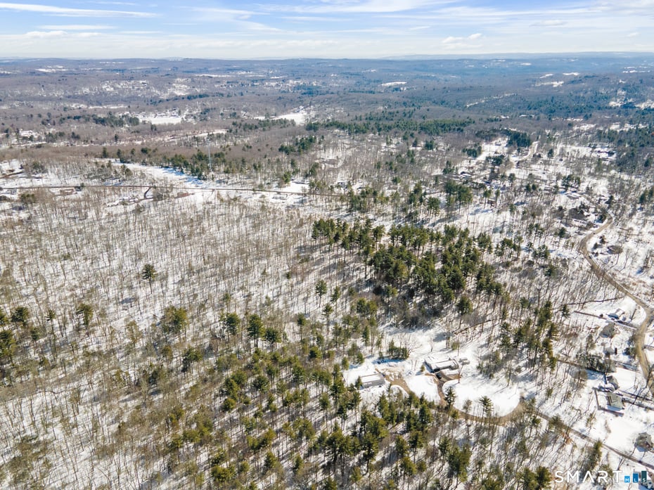 Clearview Avenue Photo 10