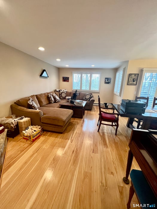 305 Cliffside Drive Photo 7