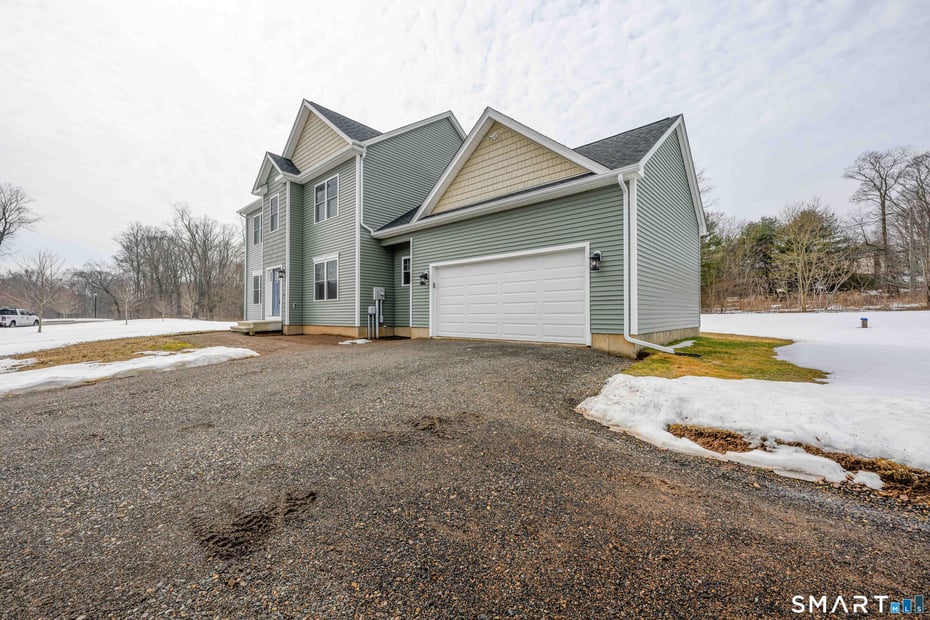 2 Farmington Drive Photo 34