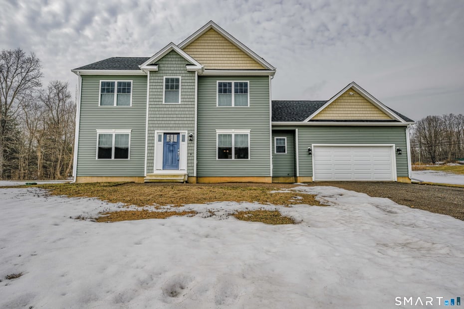 2 Farmington Drive Photo 39