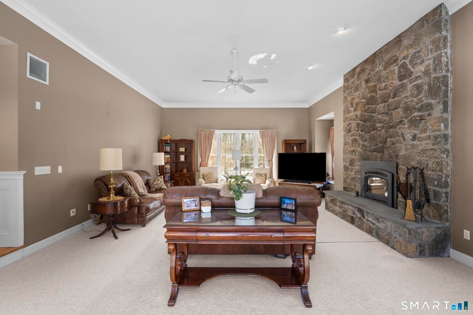 39 Nettleton Drive Photo 10