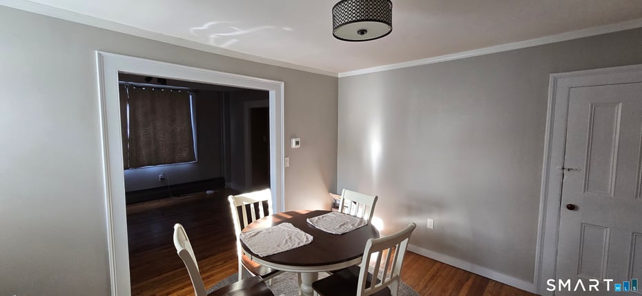 87 Main Street Photo 9