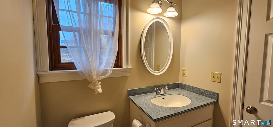 87 Main Street Photo 29