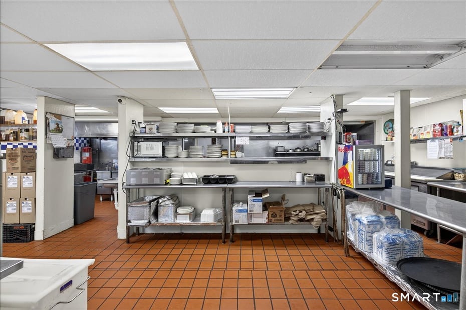 359 Boston Post Road Photo 13