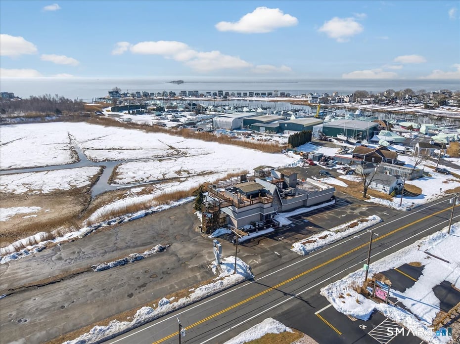 359 Boston Post Road Photo 33